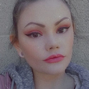 Meet your Posher, Marie